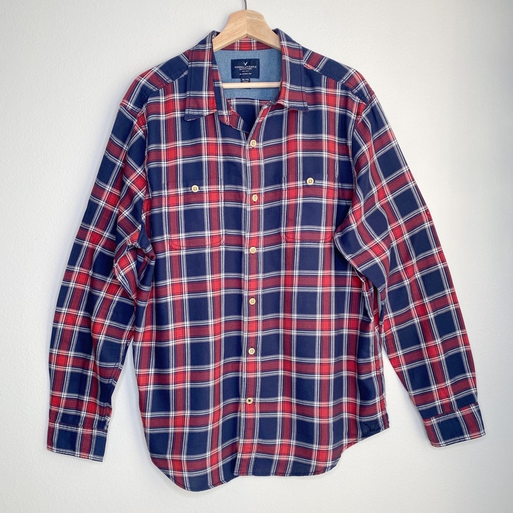 American Eagle plaid long sleeve